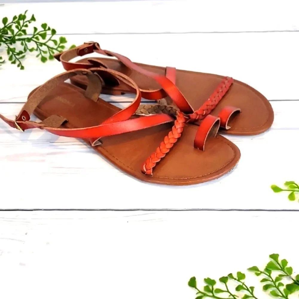 Sonoma Goods For Life Brown Strappy Toe Sandals Womens Size 8/9